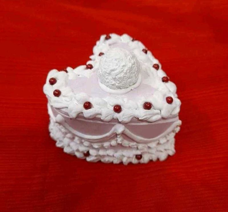 Trinket Box 💕 Heart Shape Cake 🎂 Themed