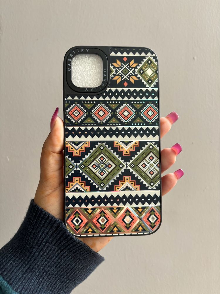 Printed Phone Cover In Perfect Condition