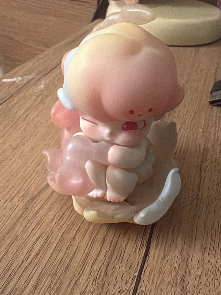 Mini cute figurine / doll / collectible