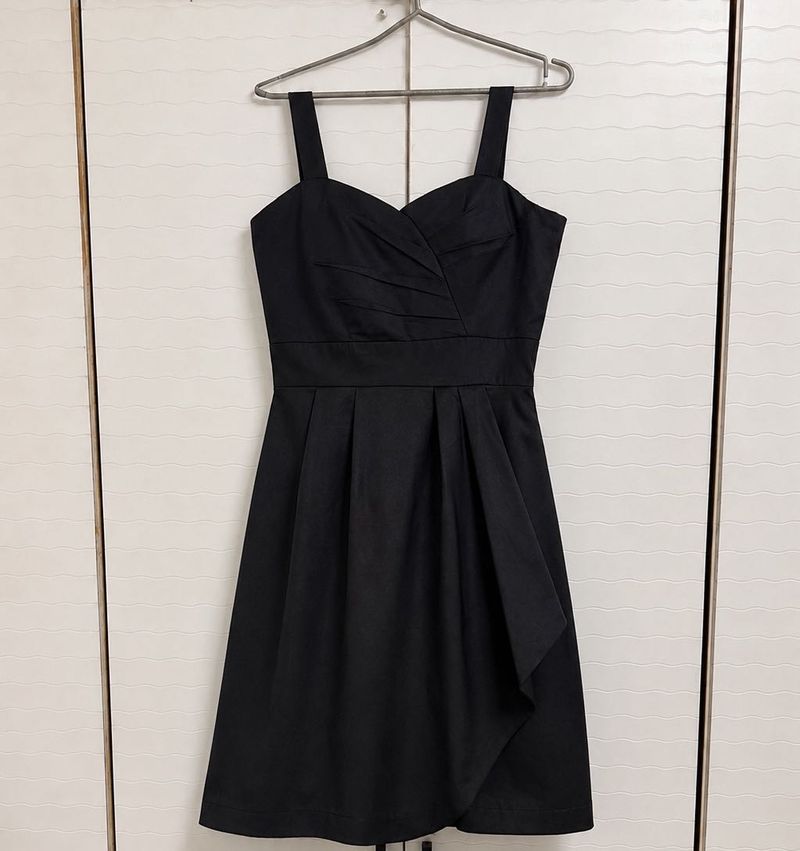 Elegant Black Dress