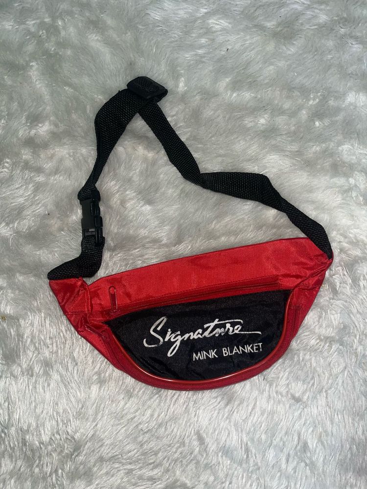 Red Signature Mink Blanket Fanny Pack