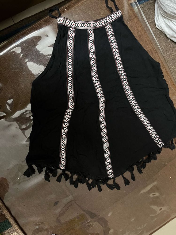 Black Sleeveless Top