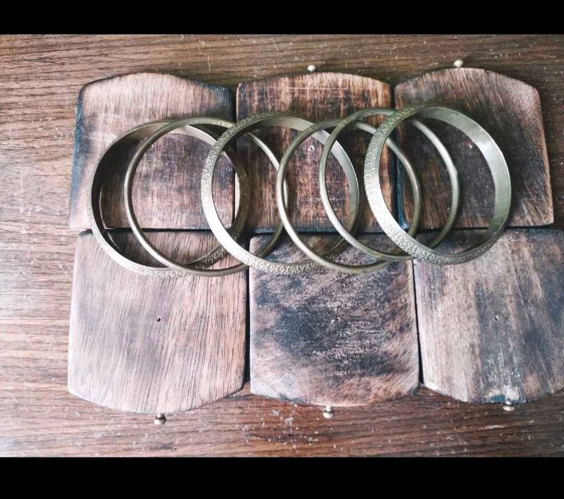 Set of 6 Vintage Brass Bangles