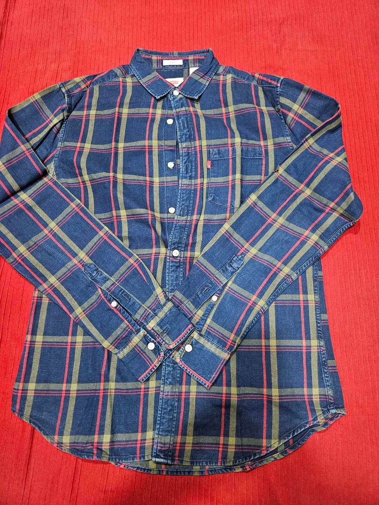 Levi's Men Plaid Shirt