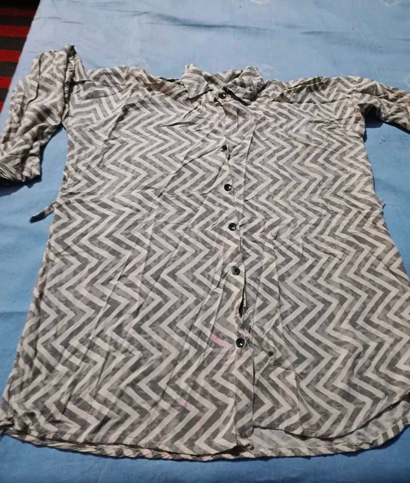 Stylish Geometric Print top