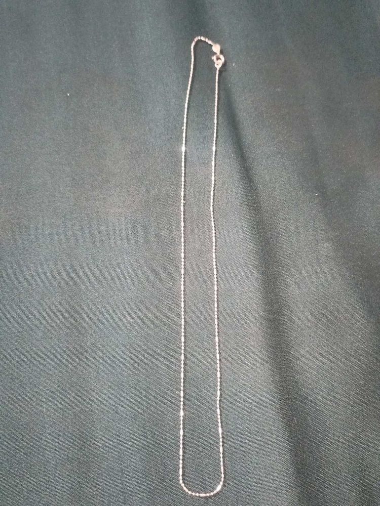 Elegant Silver Chain Necklace