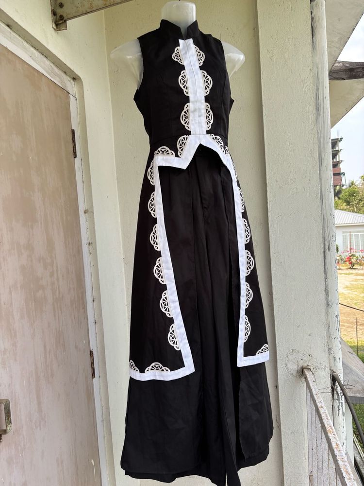 Elegant Black &amp; White two piece suit