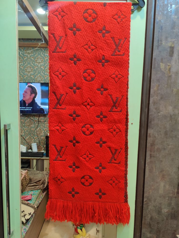 Authentic Louis Vuitton Red Wool Logomania Scarf