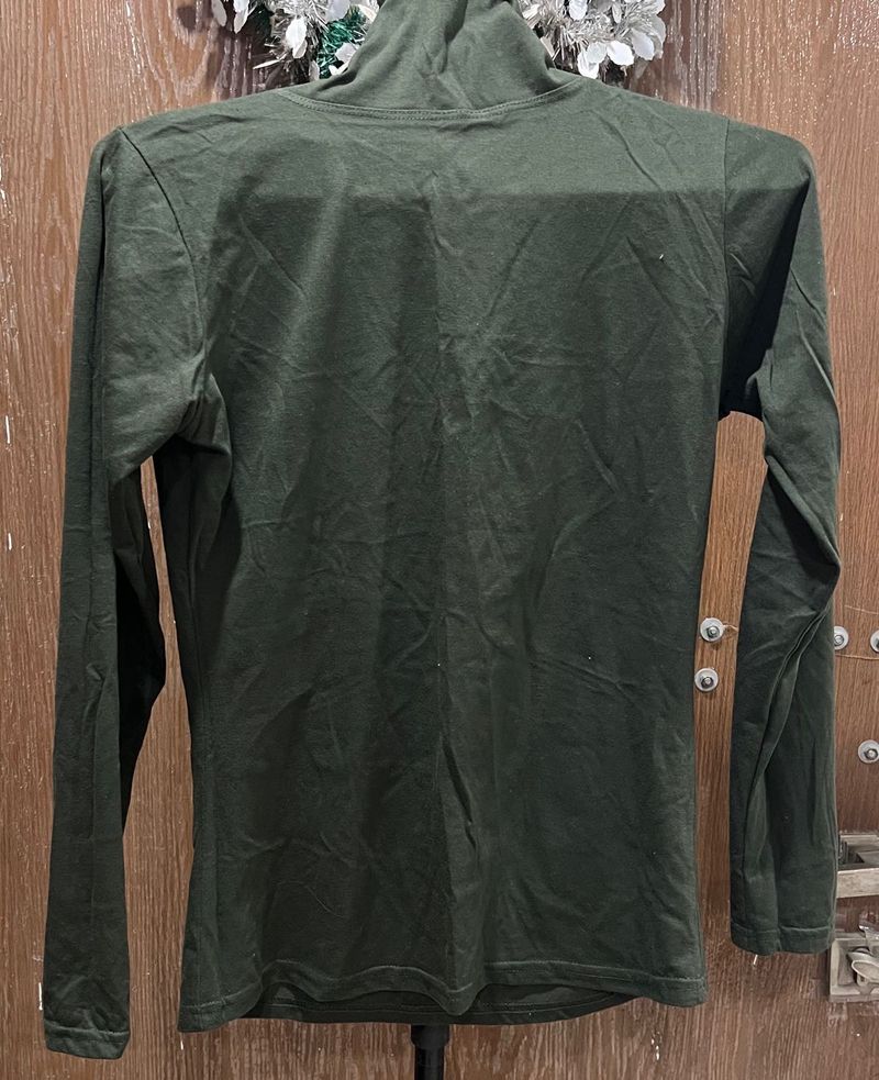 Olive turtle neck, cotton top