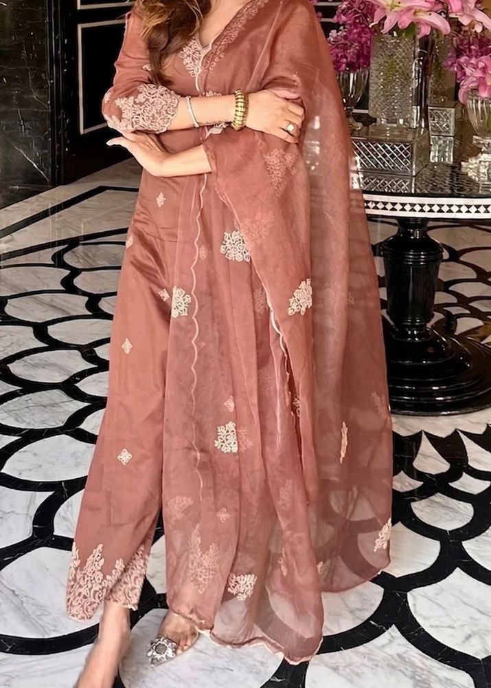 Women's kurta set