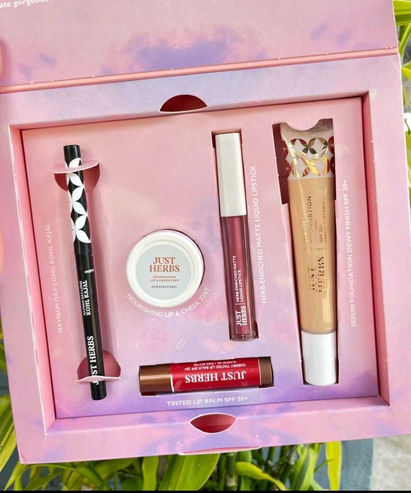 Just Herbs Makeup &amp; Lip Care Set