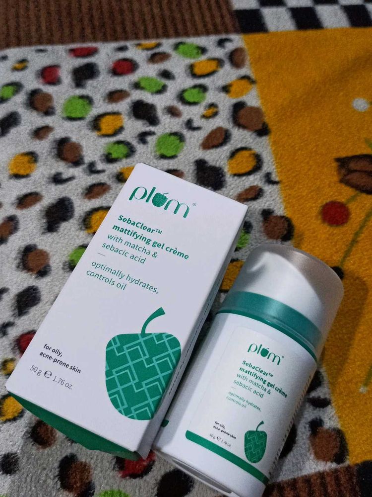 Plum SebaClear Mattifying Gel Creme
