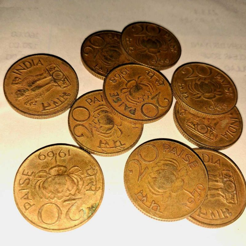 10 Brass 1960-70s twenty paisa Lotus