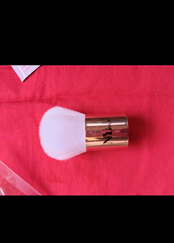 NYbae Kabuki Makeup Brush