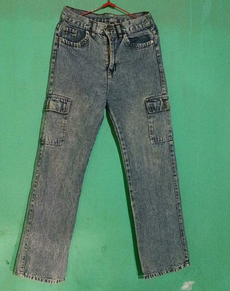 Cargo Jeans