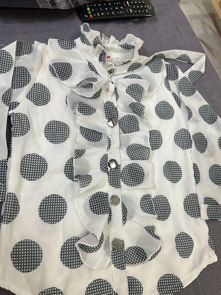 Chic Polka Dot Ruffle Blouse