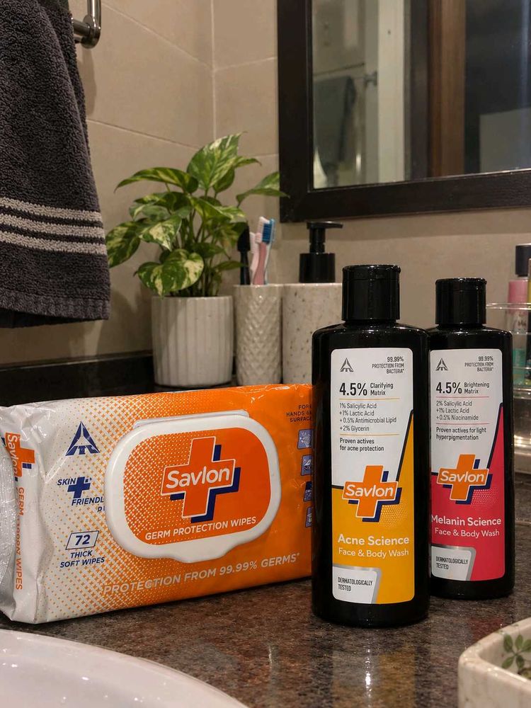 Savlon Germ Protection Wipes &amp; Body Wash Set combo