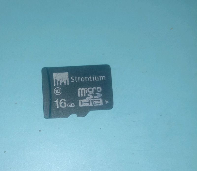 16 GB SD Card