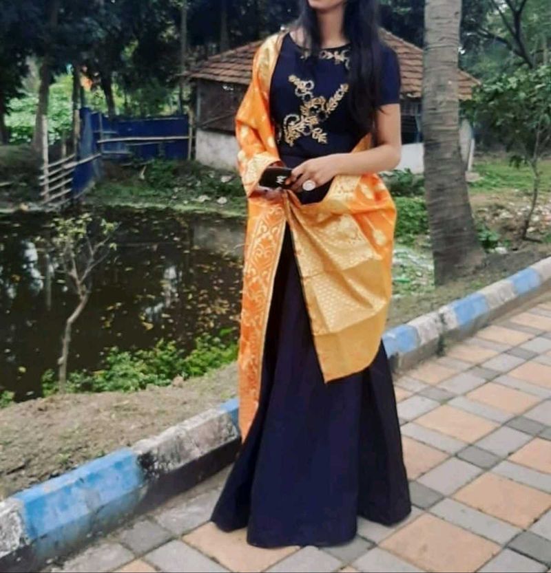 🎉SALE ethnic gowns with dupatta 🎉