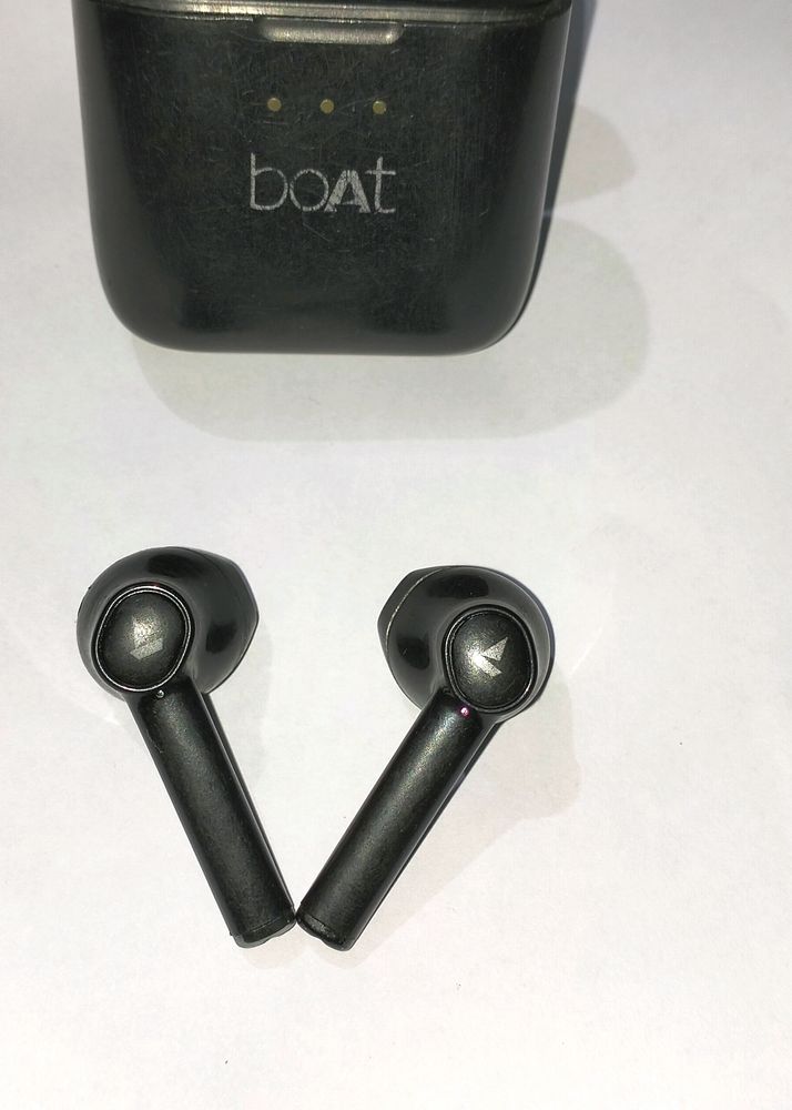 boAt Airdopes 131, Upto 15Hrs Back-up 13mm Drivers