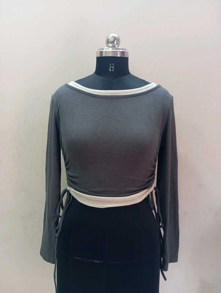 Trendy Crop Top - Long Sleeve