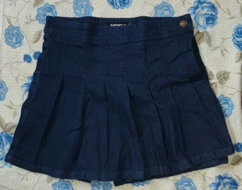 WOMEN'S SKORT NEW