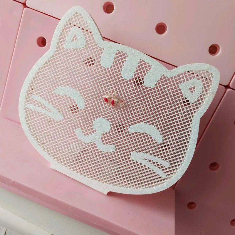 Cute Cat Face earring display