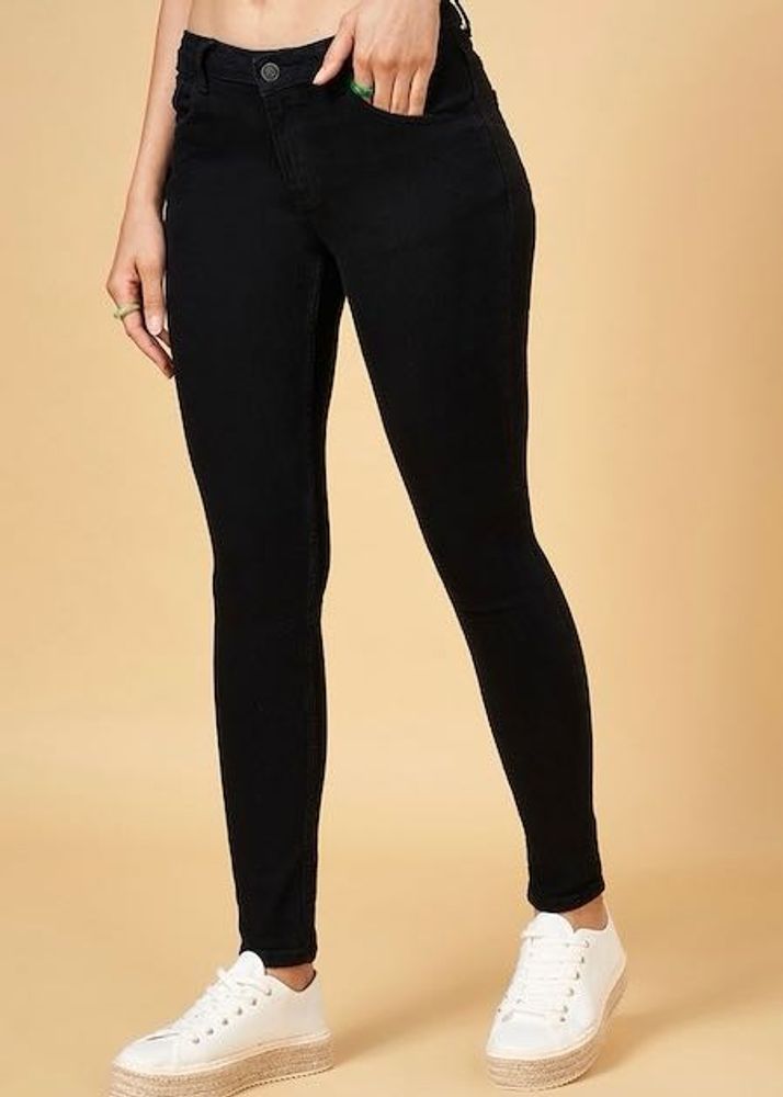 Classic Black Skinny Jeans