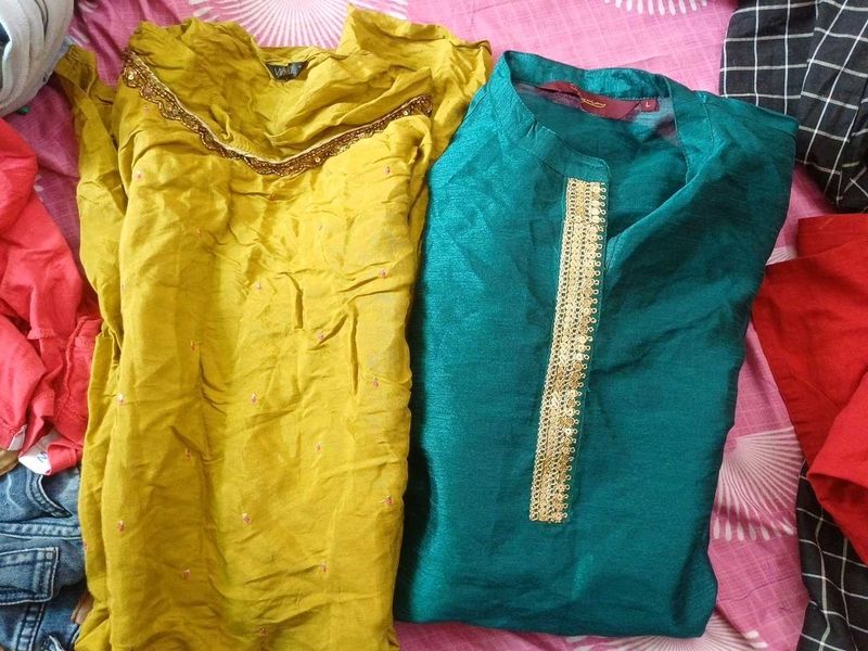 Beautiful Ethnic combo of kurtas