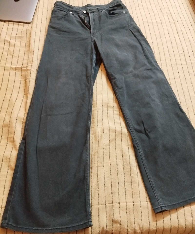 H&amp;M flared fit black jeans