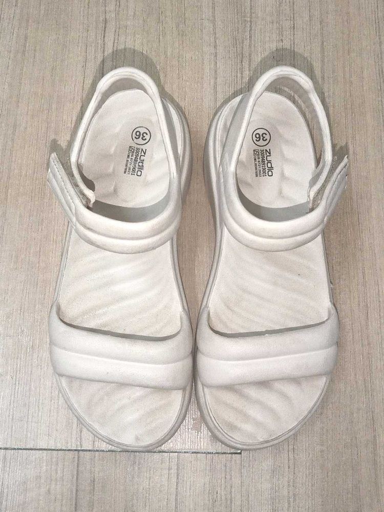 PRICE DROP! White Comfortable Sandals