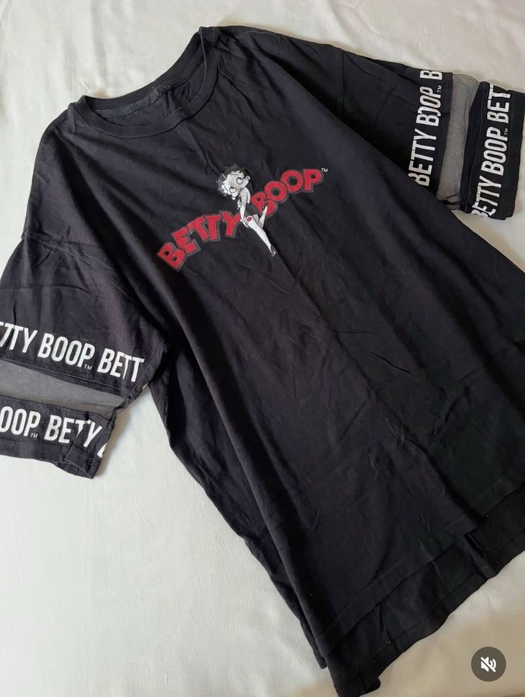 Betty Boop Graphic T-Shirt