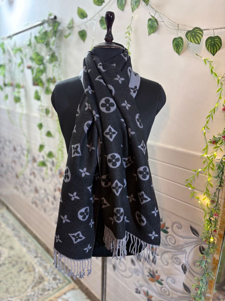 Louis Vuitton Scarf