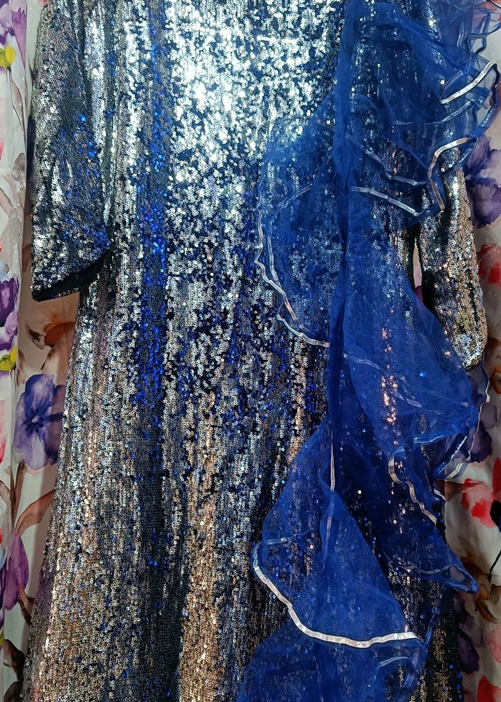 (fix Price)💙🤍Fish Cut Heavy Sequence Work Gown