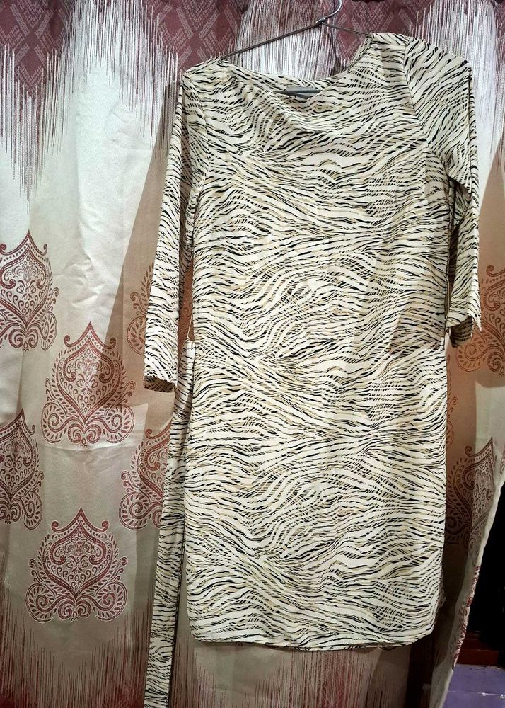 Dresses 2🥰 34 bast 36