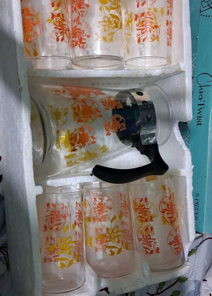 Vintage Floral Glass Pitcher &amp; Tumblers Set