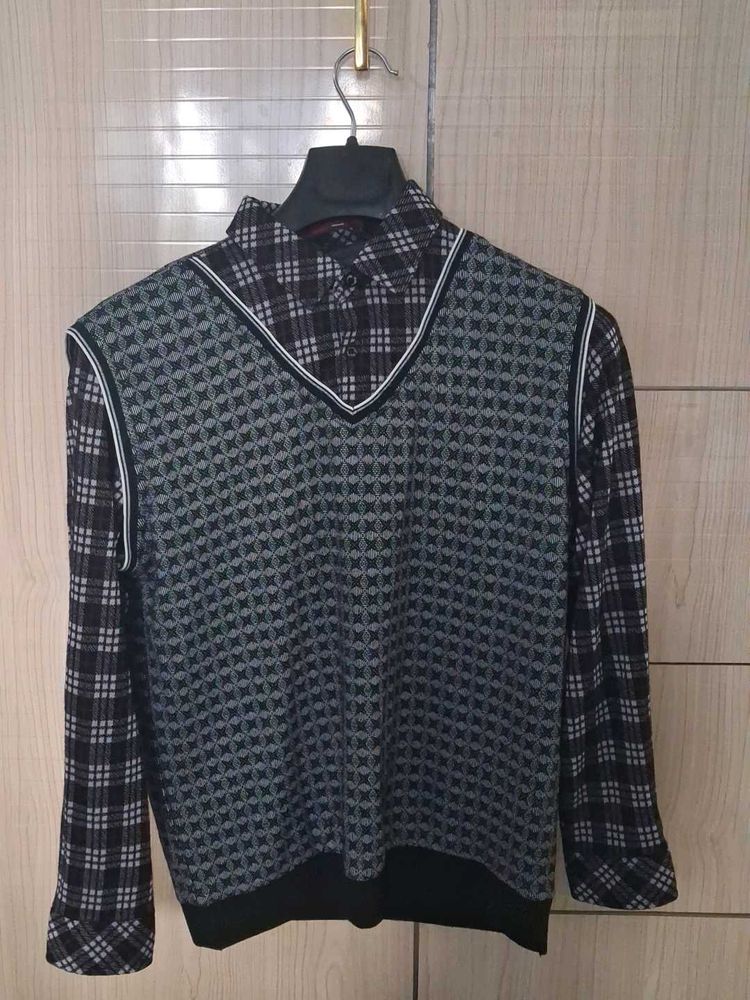 Men's Sweater Vest with Plaid Shirt