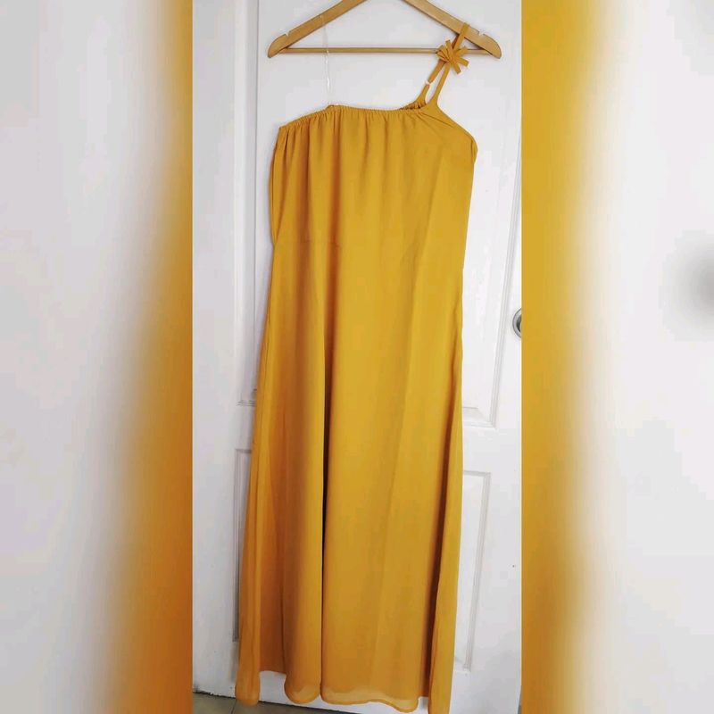 Beautiful Branded One shoulder Long Gown / Dress