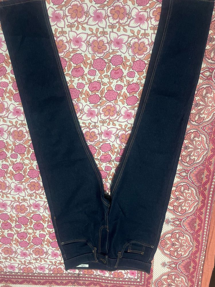 Dark Wash Skinny Jeans