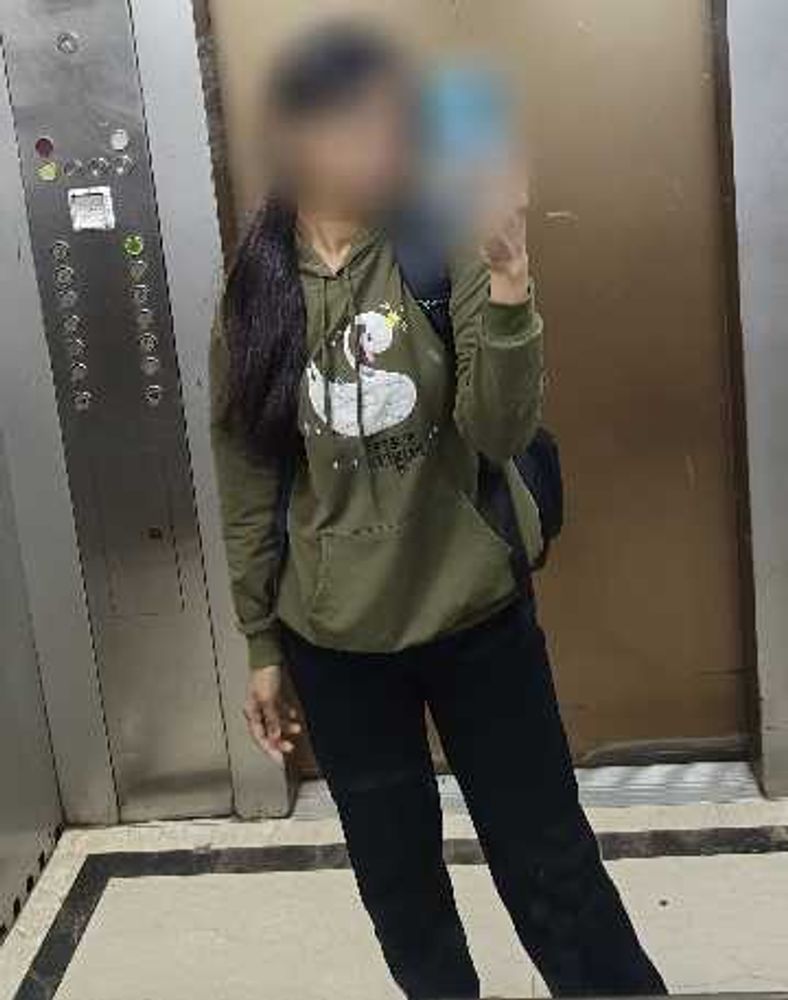 Cute Graphic Print Hoodie