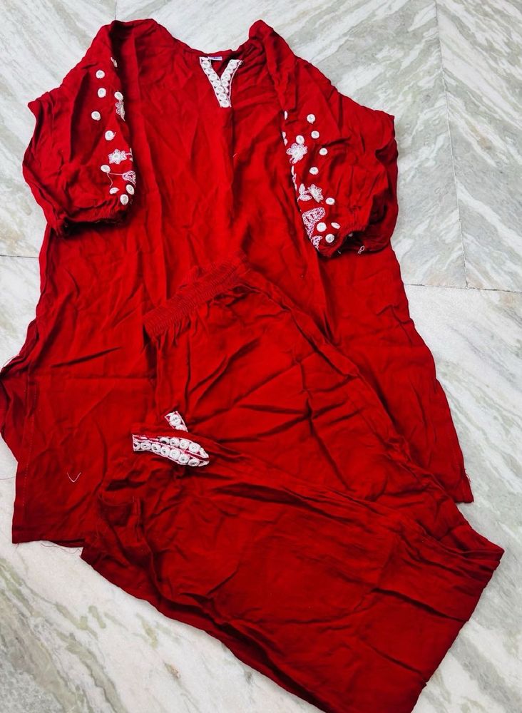 Maroon Kurta Set with White Embroidery