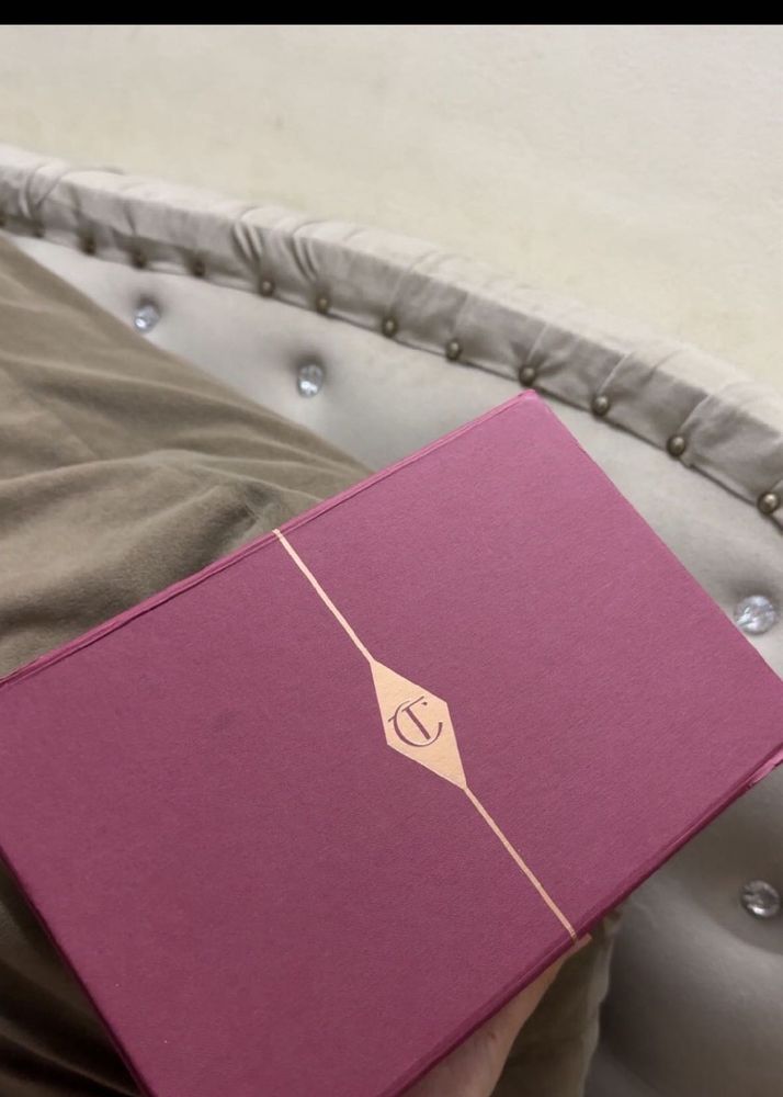 Charlotte Tilbury Luxury box