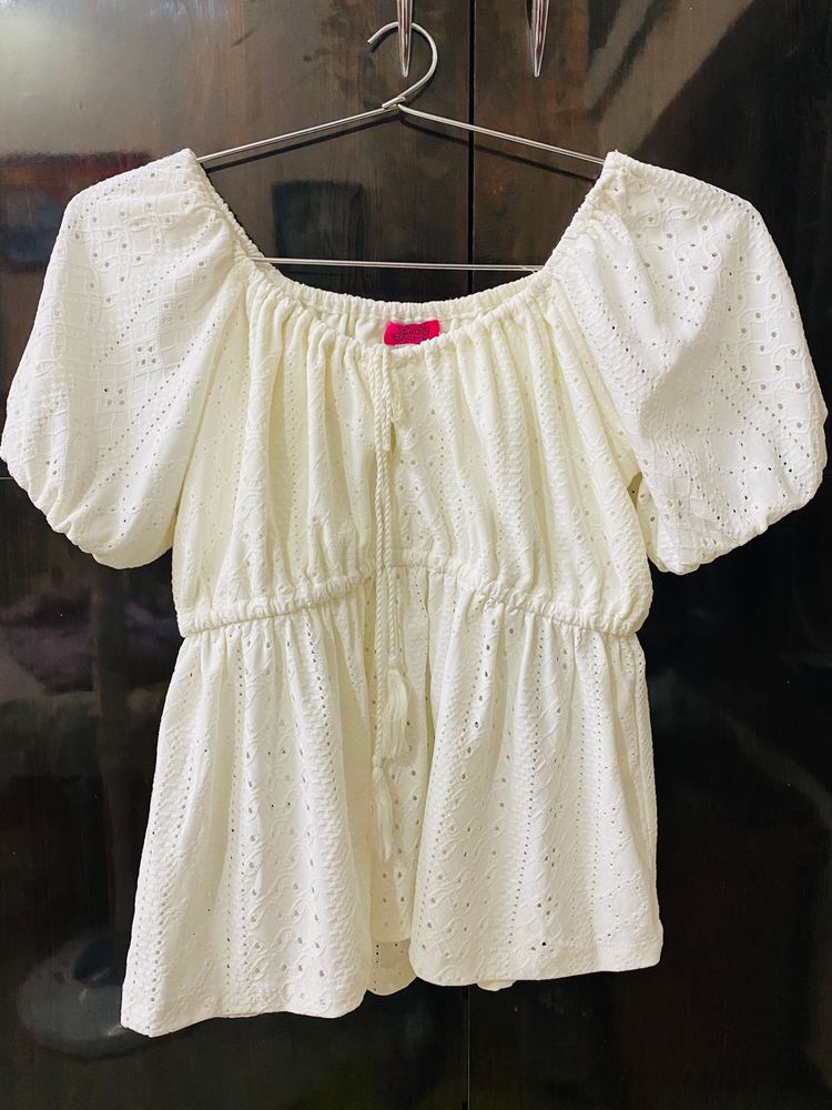 off shoulder summer friendly white Top