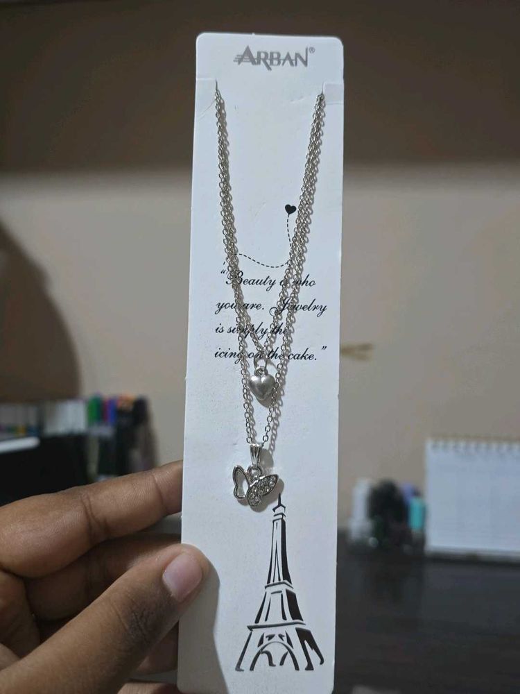 ARBAN Silver Necklace with Heart Pendant
