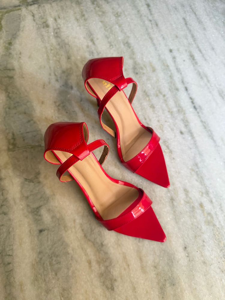 hot red heels