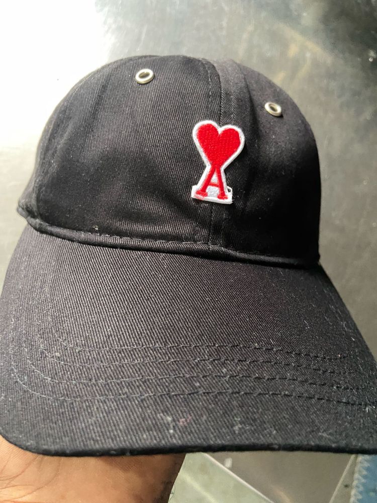 AMI Paris Black Cap