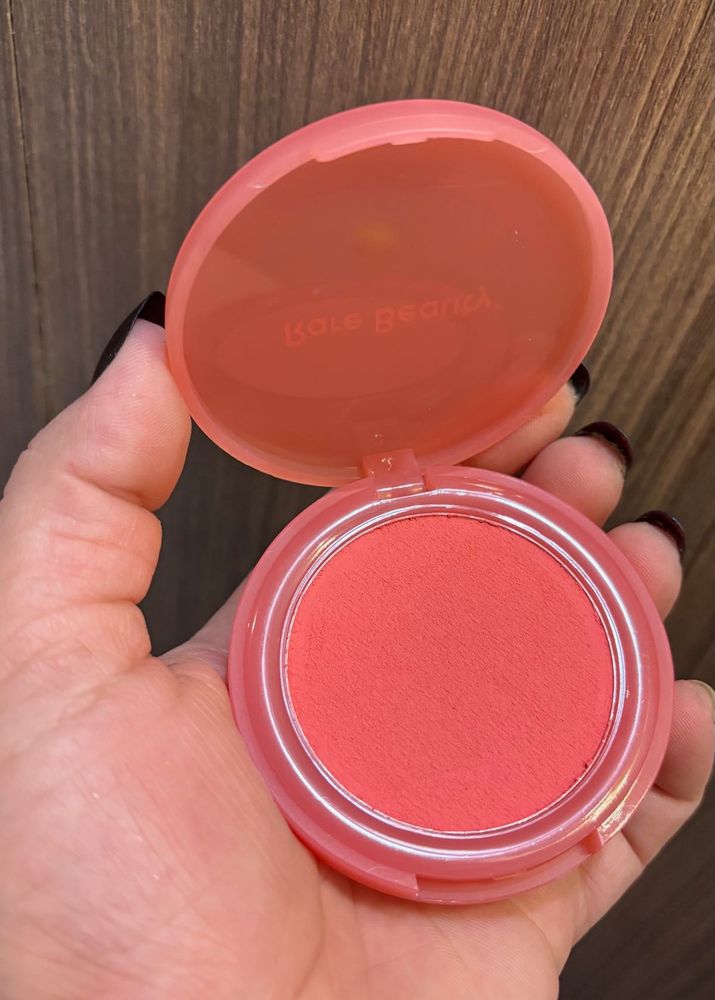 Rare beauty Soft Pinch Matte bouncy blush :- happy