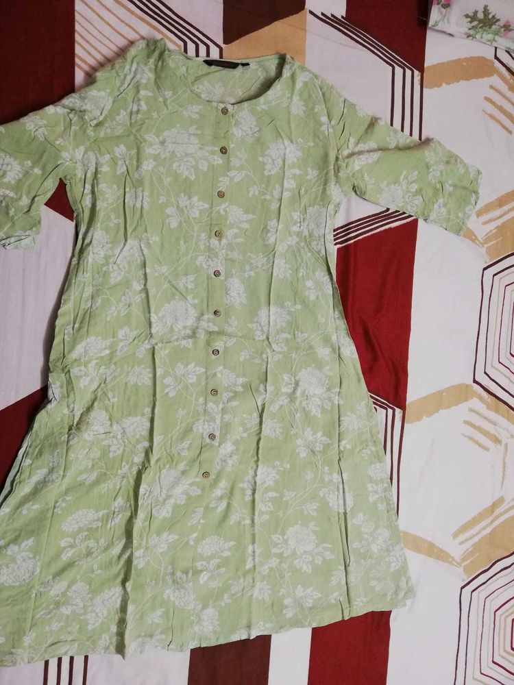 Rangmanch Light Green Floral Kurta