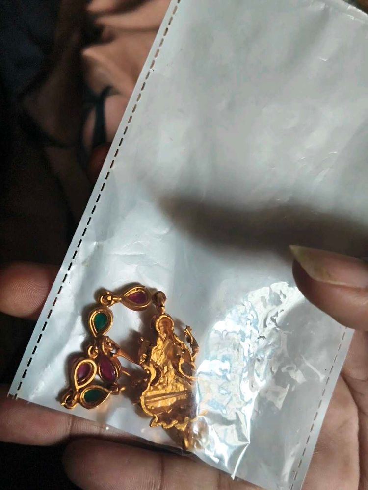 Mahalaxmi gold color mangtikka