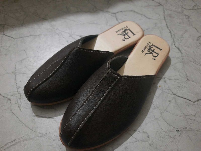 Stylish Brown Footwear